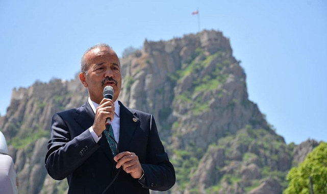 "EGEMENLİK KAYITSIZ ŞARTSIZ MİLLETİNDİR"