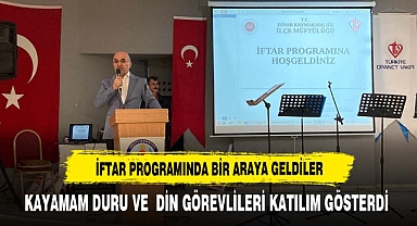 İFTAR PROGRAMINDA BİR ARAYA GELDİLER