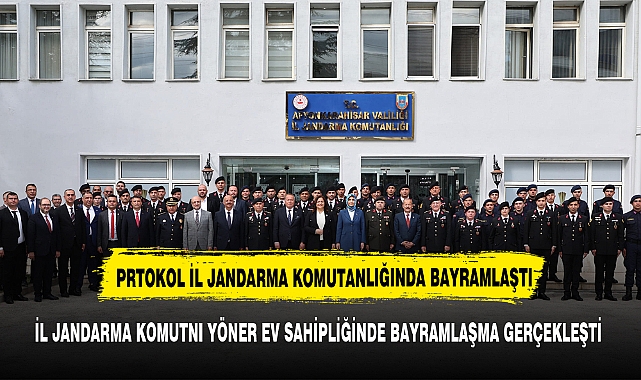 PROTOKOL İL JANDARMA KOMUTANLIĞINDA BAYRAMLAŞTI