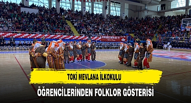 TOKİ Mevlana İlkokulu Öğrencilerinden Folklor Gösterisi