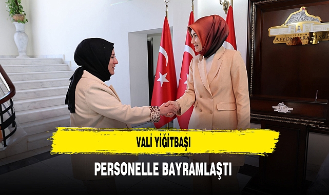 Vali Yiğitbaşı Personelle Bayramlaştı