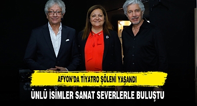 Afyon'da Tiyatro Şöleni Yaşandı Başkan Köksal Tebrik Etti