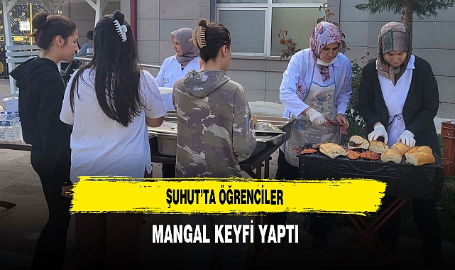 Şuhut'ta Öğrenciler Mangal Keyfi Yaptı