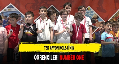 TED Afyon Koleji'nin Öğrencileri Number One