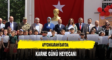 Afyonkarahisar'da Karne Günü Heyecanı