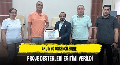 AKÜ MYO öğrencilerine Proje destekleri eğitimi verildi.