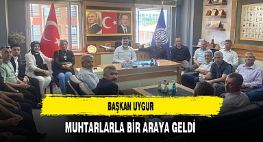 Başkan Uygur Muhtarlarla Bir Araya Geldi