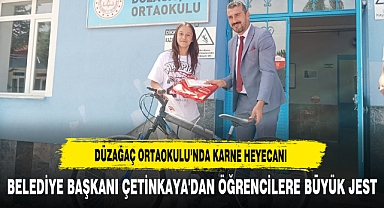 Düzağaç Ortaokulu’nda karne heyecanı Belediye Başkanı Çetinkaya'dan öğrencilere büyük jest