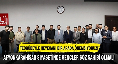 “GENÇLER SİYASETTE DAHA ÇOK SÖZ SAHİBİ OLMALI”