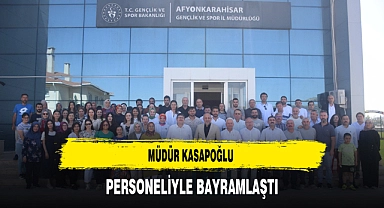 Müdür Kasapoğlu  Personeliyle Bayramlaştı