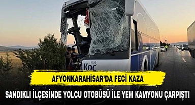 Afyonkarahisar'da feci kaza: 1 ölü, 9 yaralı