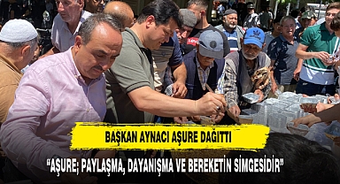 Başkan Aynacı Aşure Dağıttı