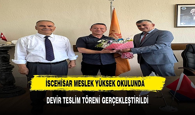 İSCEHİSAR MYO'DA BAYRAK TESLİMİ GERÇEKLEŞTİ