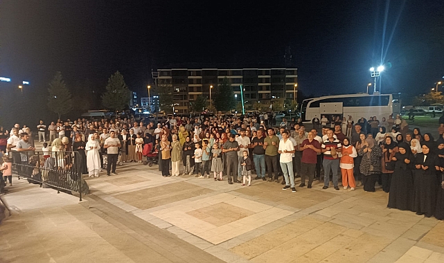 AFYON'DAN KUTSAL TOPRAKLARA DUALARLA UĞURLANDILAR