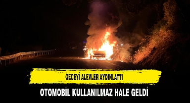Geceyi Alevler Aydınlattı Otomobil Kullanılmaz Hale Geldi