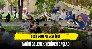 Gedik Ahmet Paşa Camii'nde Tarihi Gelenek Yeniden Başladı