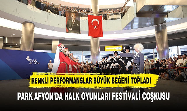 SERGİLENEN  GÖSTERDEN   RENKLİ  KARELER  BÜYÜK ALKIŞ  ALDI