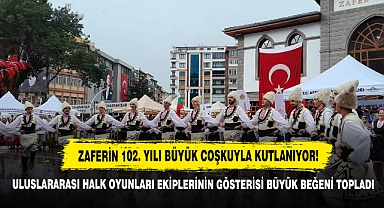 Uluslararası Halk Oyunları Ekiplerinin Gösterisi Büyük Beğeni Topladı