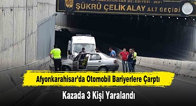 Afyonkarahisar’da Otomobil Bariyerlere Çarptı: 3 Yaralı