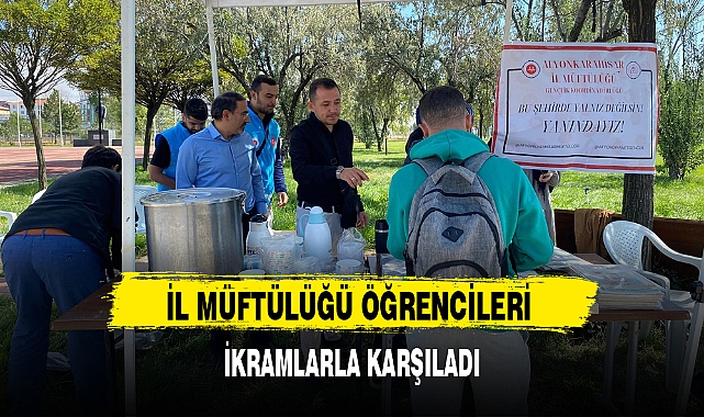 İL MÜFTÜLÜĞÜ ÖĞRENCİLERİ İKRAMLARLA KARŞILADI