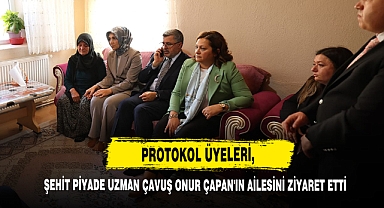 Protokol Üyeleri, Şehit Piyade Uzman Çavuş Onur Çapan'ın Ailesini Ziyaret Etti