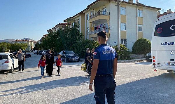 Topçu Yakından Takip Ediyor Okul Çevrelerinde Sıkı Denetim