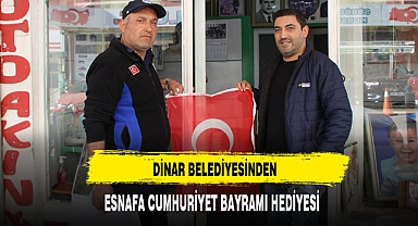 Dinar Belediyesinden Esnafa Cumhuriyet Bayramı Hediyesi