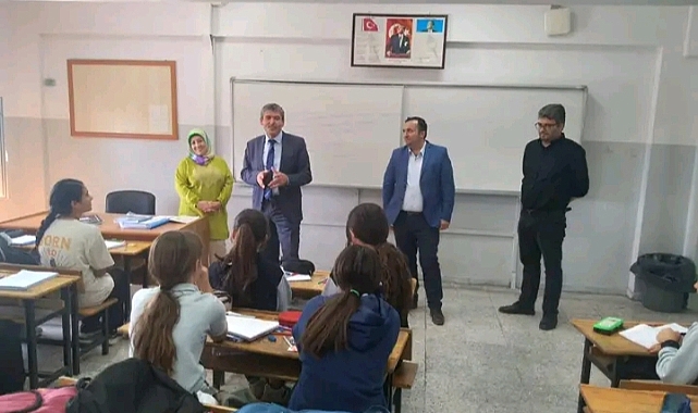 Dinar İlçe Milli Eğitim Müdürü Ufuk Taşbaş Fatih Ortaokuluna ziyarette bulundu