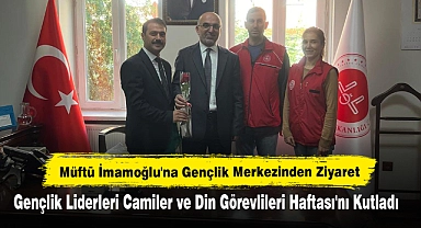 Müftü İmamoğlu'na Gençlik Merkezinden Ziyaret: Gençlik Liderleri Camiler ve Din Görevlileri Haftası'nı Kutladı