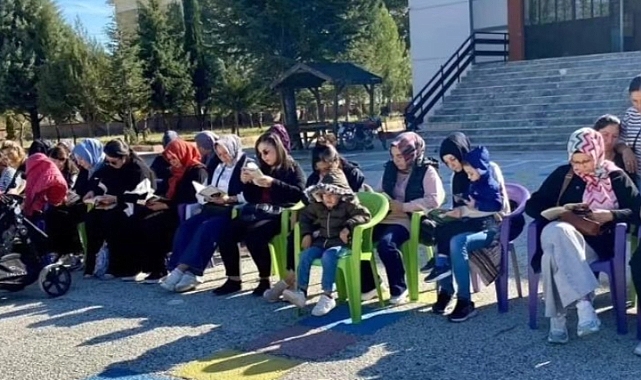 Öğrenci ve veliler okuma etkinliğinde buluştu