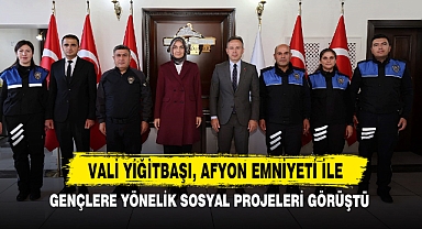 Vali Yiğitbaşı, Afyon Emniyetiyle Gençlere Yönelik Sosyal Projeleri Görüştü