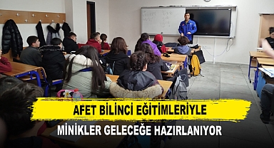 Afet Bilinci Eğitimleriyle Minikler Geleceğe Hazırlanıyor