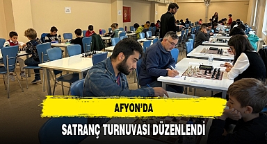 AFYON'DA SATRANÇ TURNUVASI DÜZENLENDİ