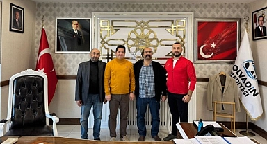 Başkan Aynacı Misafirlerini Kabul Etti