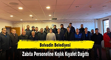 Bolvadin Belediyesi Zabıta Personeline Kışlık Kıyafet Dağıttı