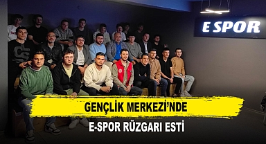Gençlik Merkezi’nde E-Spor Rüzgarı Esti