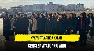 KYK Yurtlarında Kalan Gençler Atatürk'ü Andı