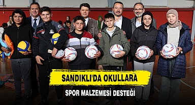 Sandıklı'da Okullara Spor Malzemesi Desteği