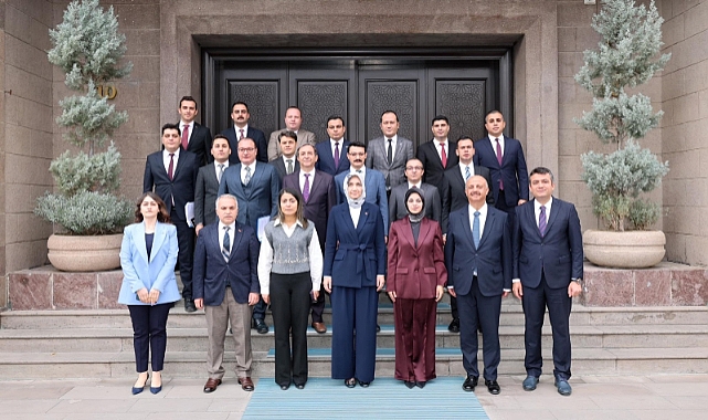 VALİ YİĞİTBAŞI, KAYMAKAMLARLA BİR ARAYA GELDİ
