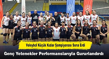 Voleybol Küçük Kızlar Şampiyonası Sona Erdi: Genç Yetenekler Performanslarıyla Gururlandırdı