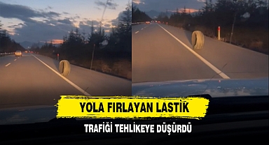 Yola Fırlayan Lastik Trafiği Tehlikeye Düşürdü