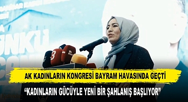 AK Kadınların Kongresi Bayram Havasında Geçti