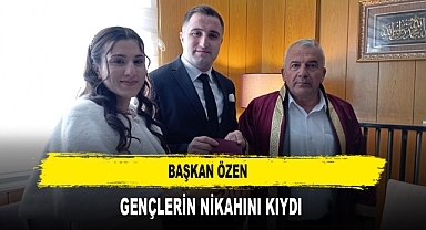 Başkan Özen Gençlerin Nikahını Kıydı