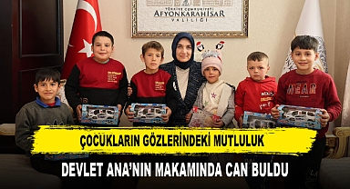Çocukların Gözlerindeki Mutluluk Devlet Ana’nın Makamında Can Buldu