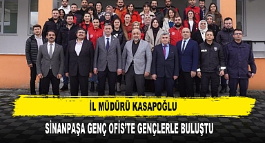 İl Müdürü Kasapoğlu Sinanpaşa Genç Ofis’te Gençlerle Buluştu