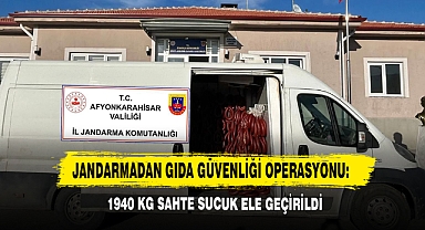 Jandarmadan Gıda Güvenliği Operasyonu: 1940 Kg Sahte Sucuk Ele Geçirildi