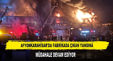 Afyonkarahisar'da Fabrikada Çıkan Yangına Müdahale Devam Ediyor