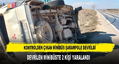 Kontrolden Çıkan Minibüs Şarampole Devrildi 2 Kişi Yaralandı