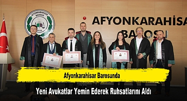Afyonkarahisar Barosunda, Yeni Avukatlar Yemin Ederek Ruhsatlarını Aldı