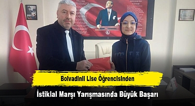 Bolvadinli Lise Öğrencisinden İstiklal Marşı Yarışmasında Büyük Başarı